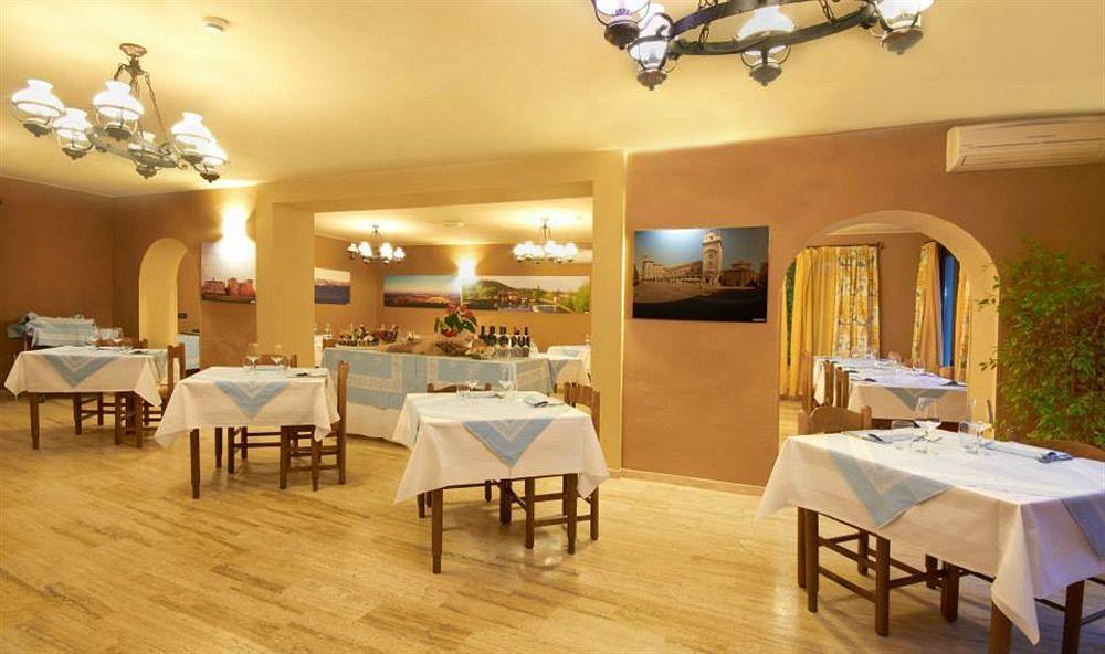 Hotel Ristorante La Grotta Castiglione Delle Stiviere Exterior foto